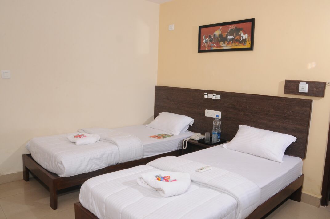 Hotel Orangeinn in Manapakkam - Executive Twin Room